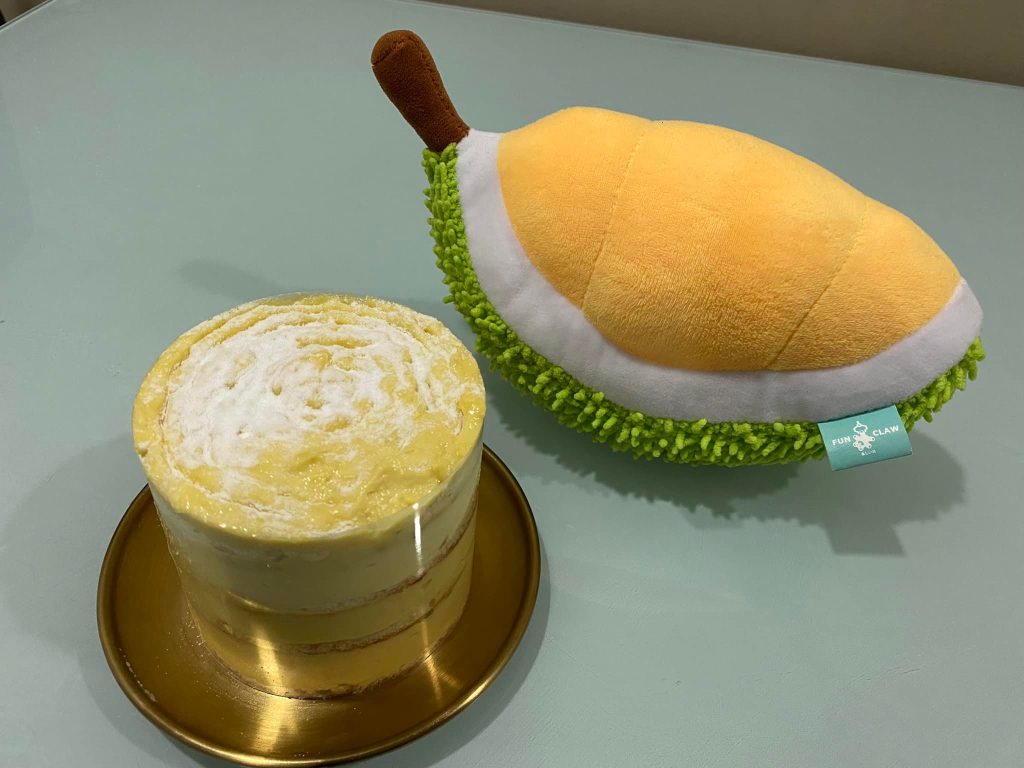 Gâteau au durian crémeux, dessert exotique asiatique